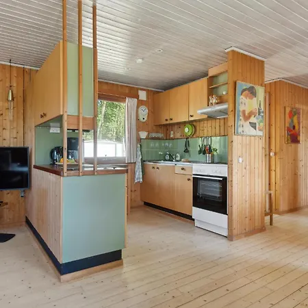 2 Bedroom In *